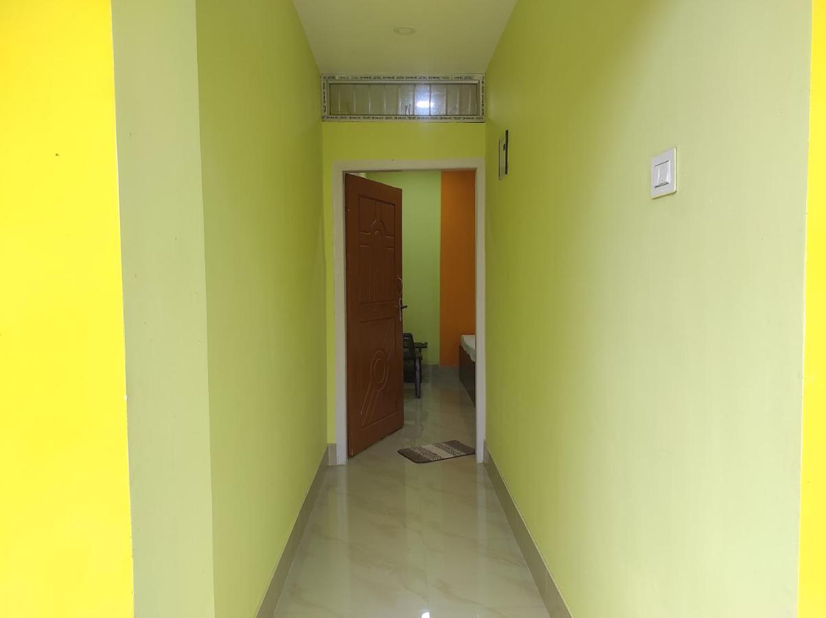 Hotel Sk Lodge Near Guwahati Airport Buitenkant foto